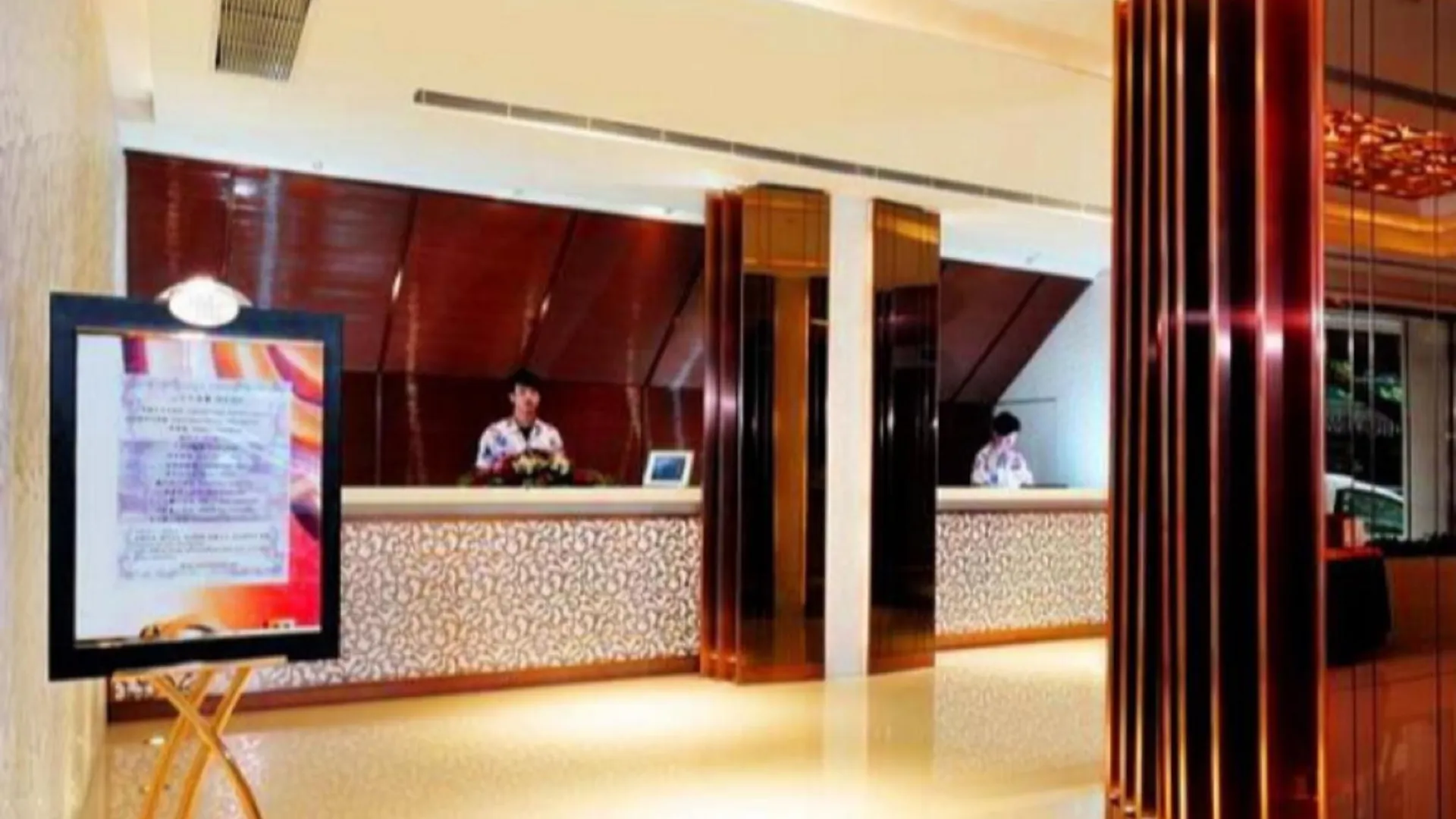 Hotel Metropole Macao 3*,