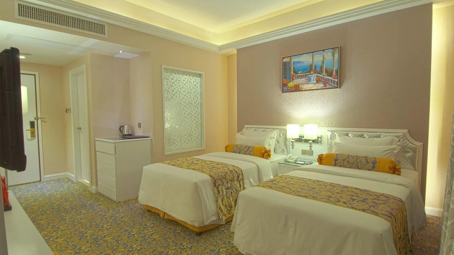 Hotel Metropole Macau 3*,