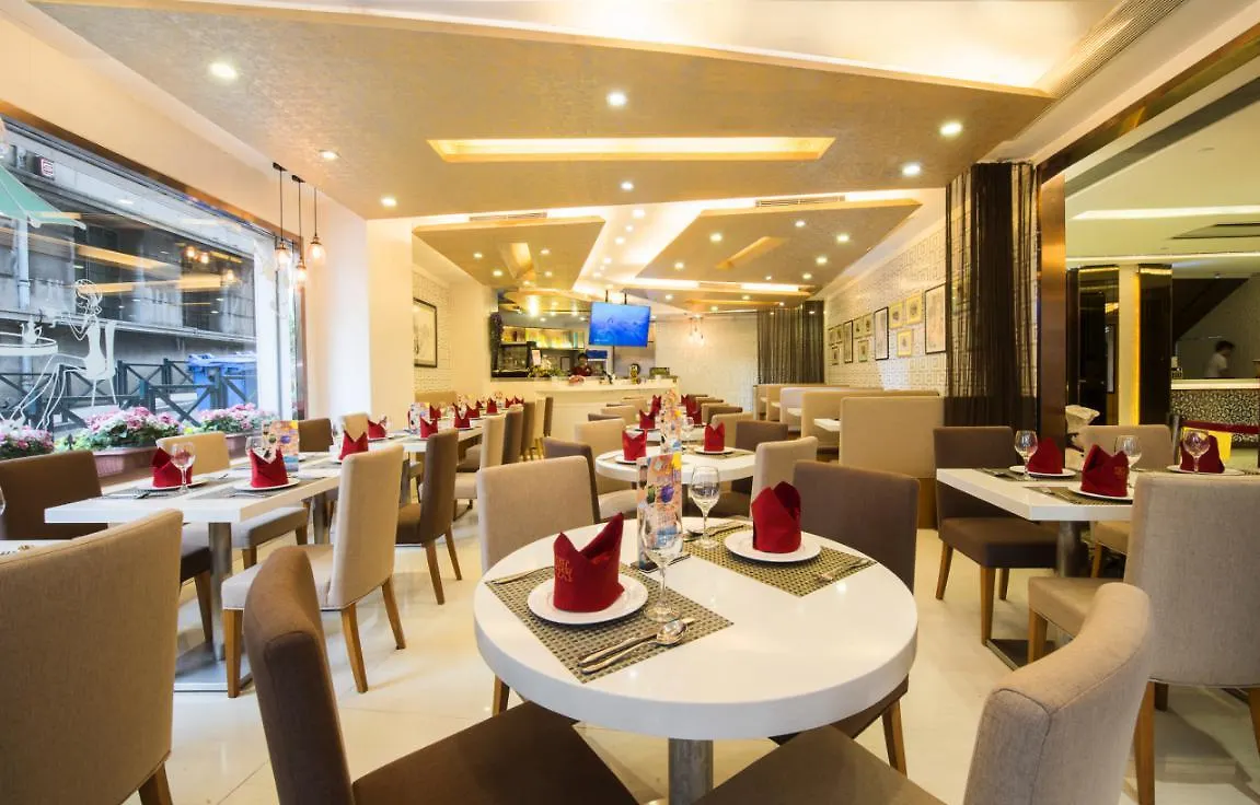 Hotel Metropole Macau 3*,